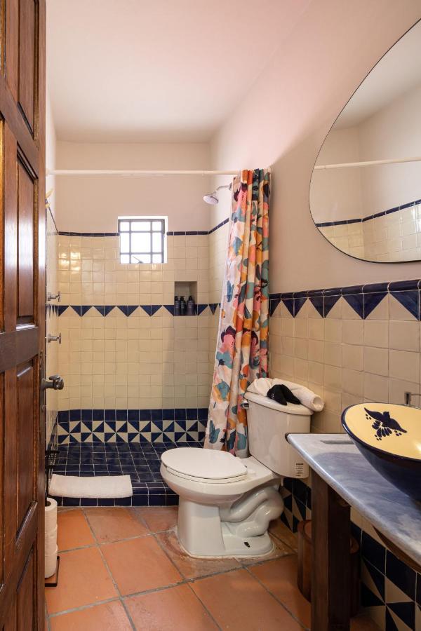 Rooftop Jacuzzi! Country-Style 4 Bedroom Cottage San Miguel de Allende Exterior photo